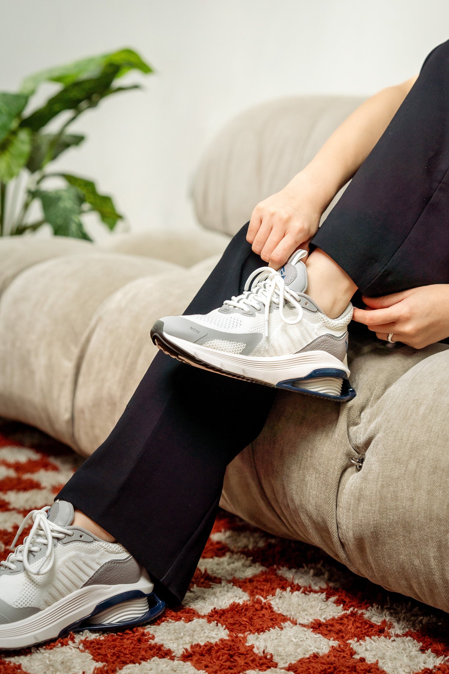 NEM Brand 19/20 White